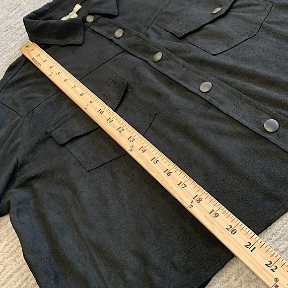 KORI Black Faux Suede Western Fringe Snap Shirt Jacket Womens Size Large Shacket - Picture 10 of 13